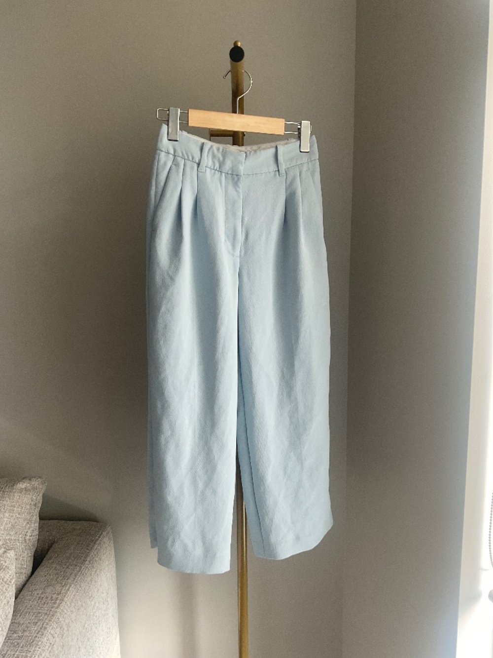 Aritzia Wilfred The Effortless Pant Crop